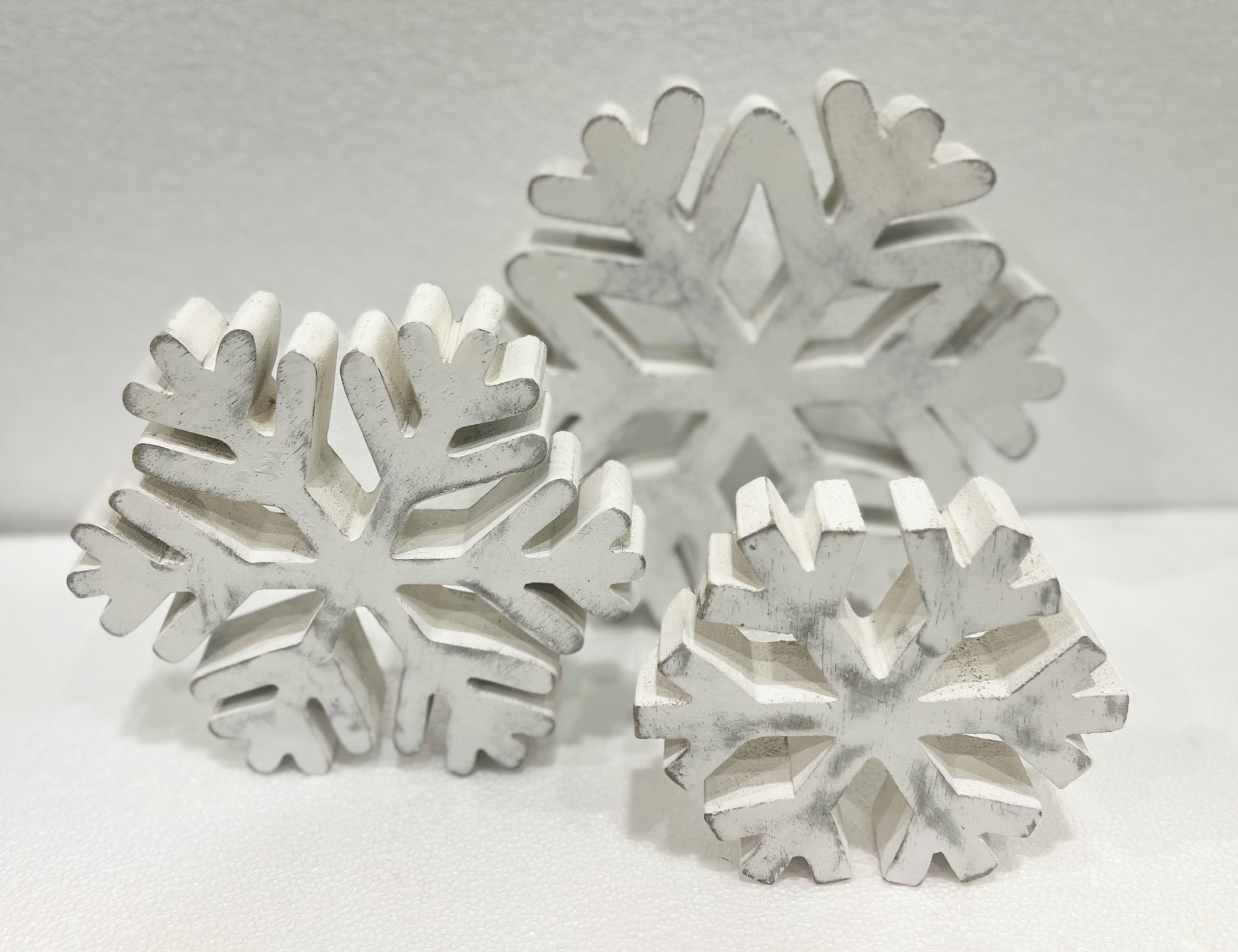 Standing Snowflakes Set Of 3 Gift