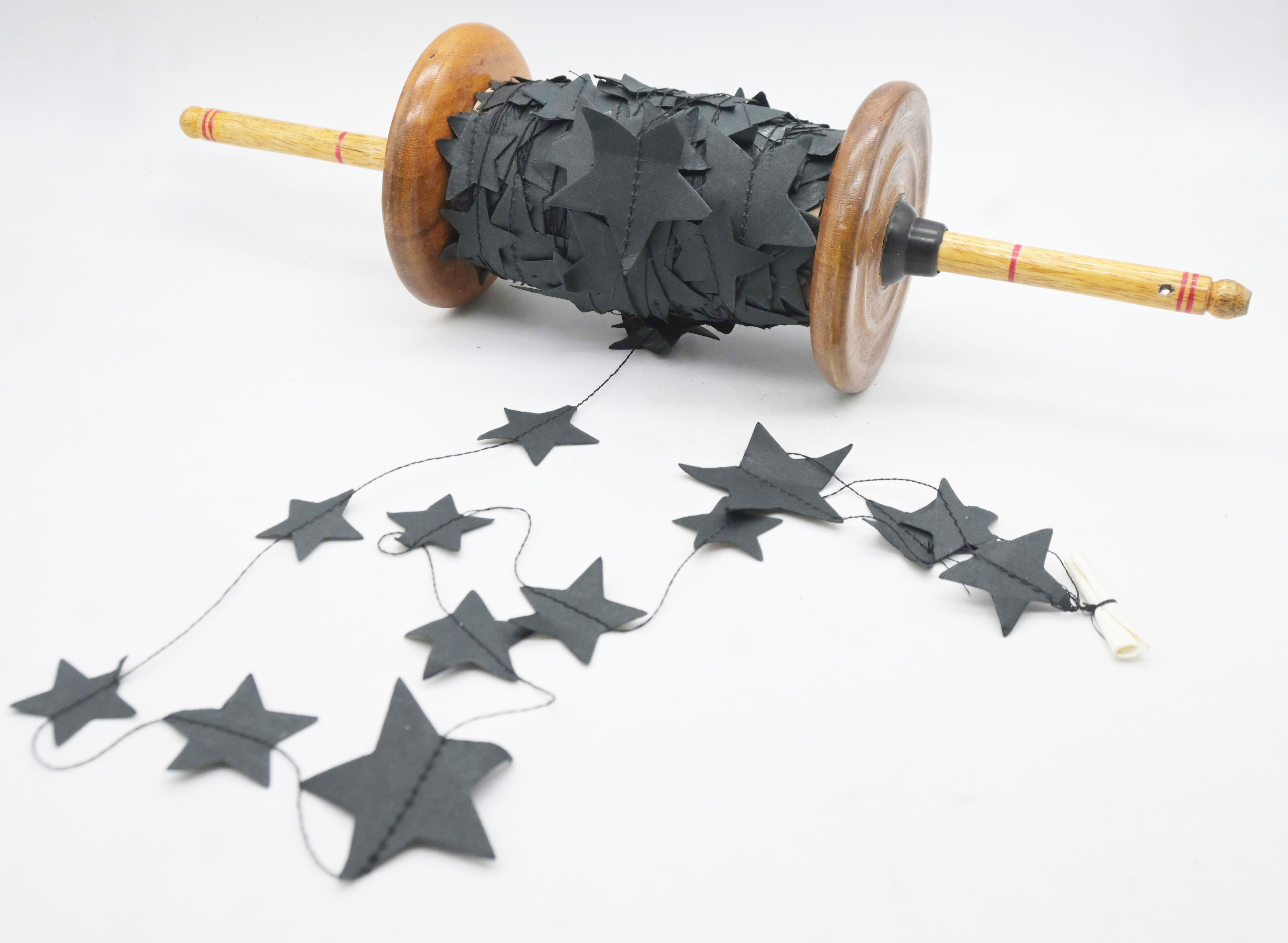 Star Garland On Spool Black 25m Gift