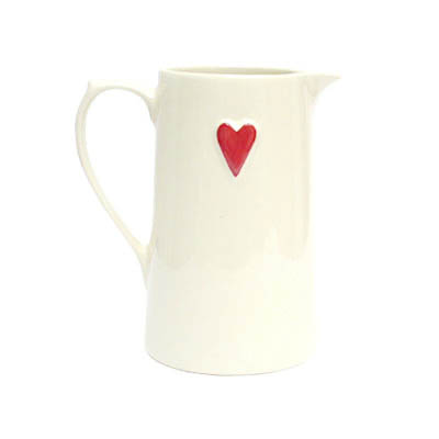 Shaker Red Heart 700ml Jug Gift