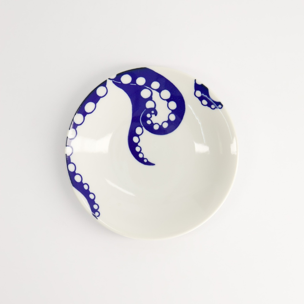 Kawaii Plate Octpus 13.7x2.4cm Bl/wh Ta-26/l 12/96 Gift