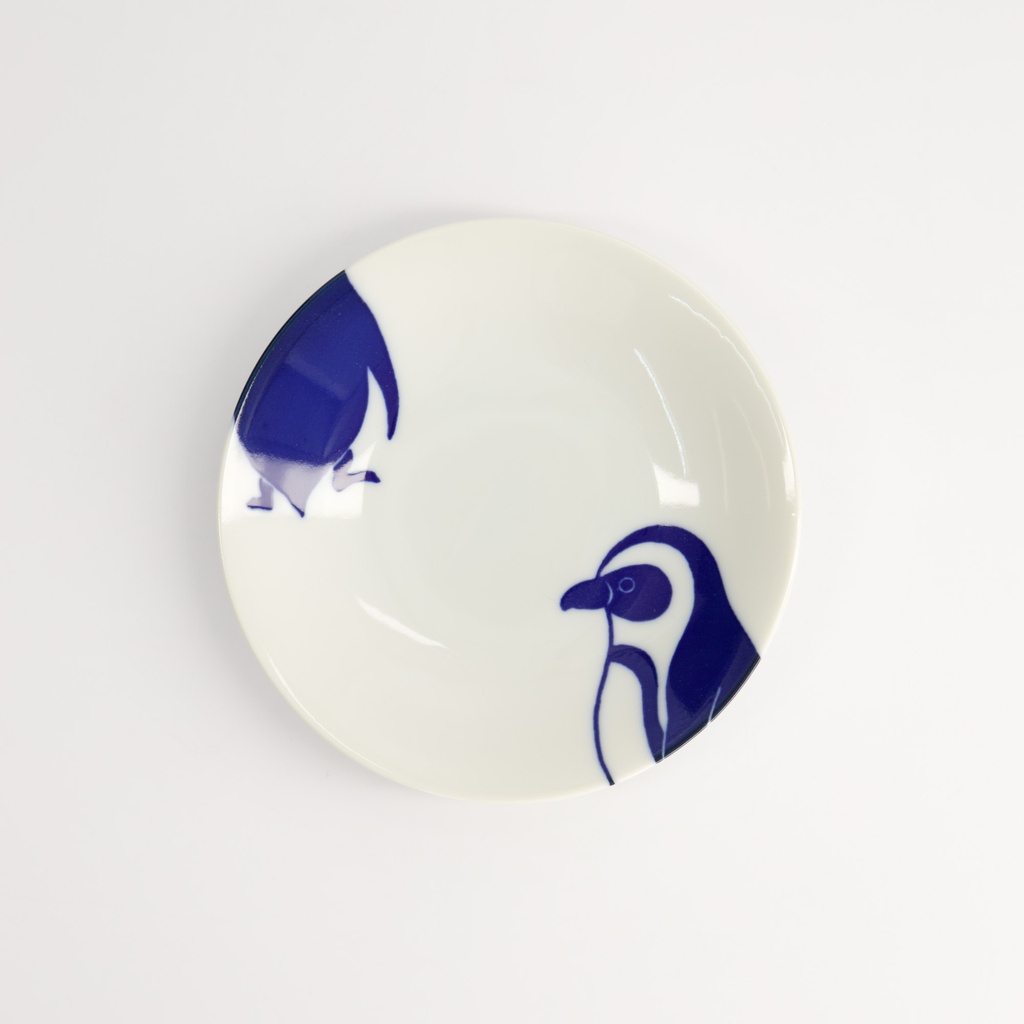 Kawaii Plate Penguin 13.7x2.4cm Bl/wh Ta-23/l 12/96 Gift
